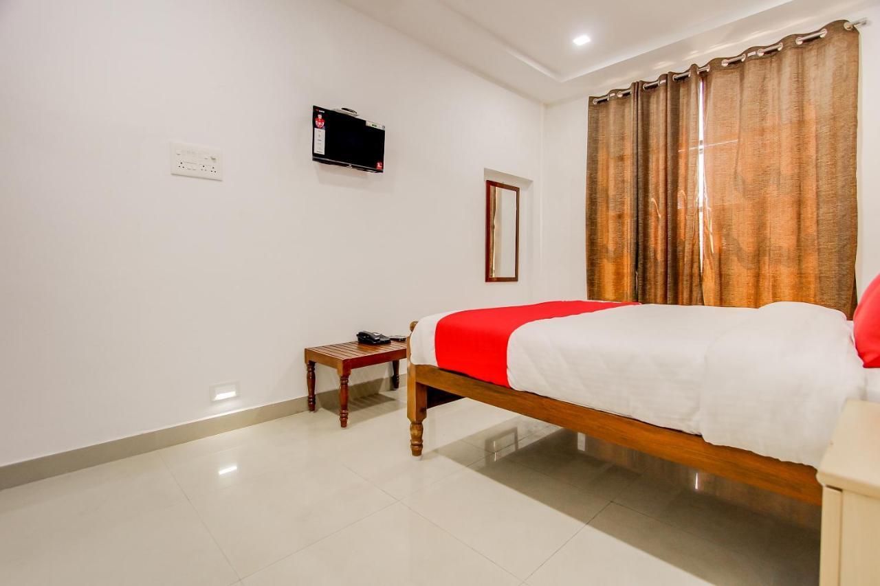 Oyo 69625 Mayuraa Residency Ξενοδοχείο Kumbakonam Εξωτερικό φωτογραφία