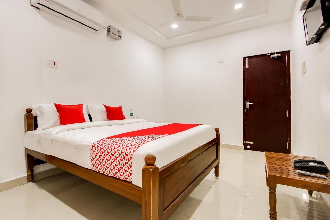 Oyo 69625 Mayuraa Residency Ξενοδοχείο Kumbakonam Εξωτερικό φωτογραφία